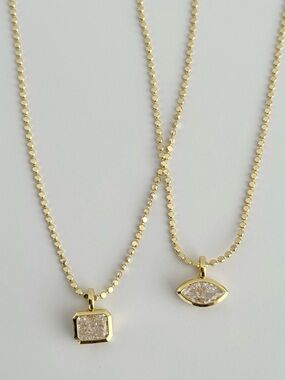 Dia Necklace